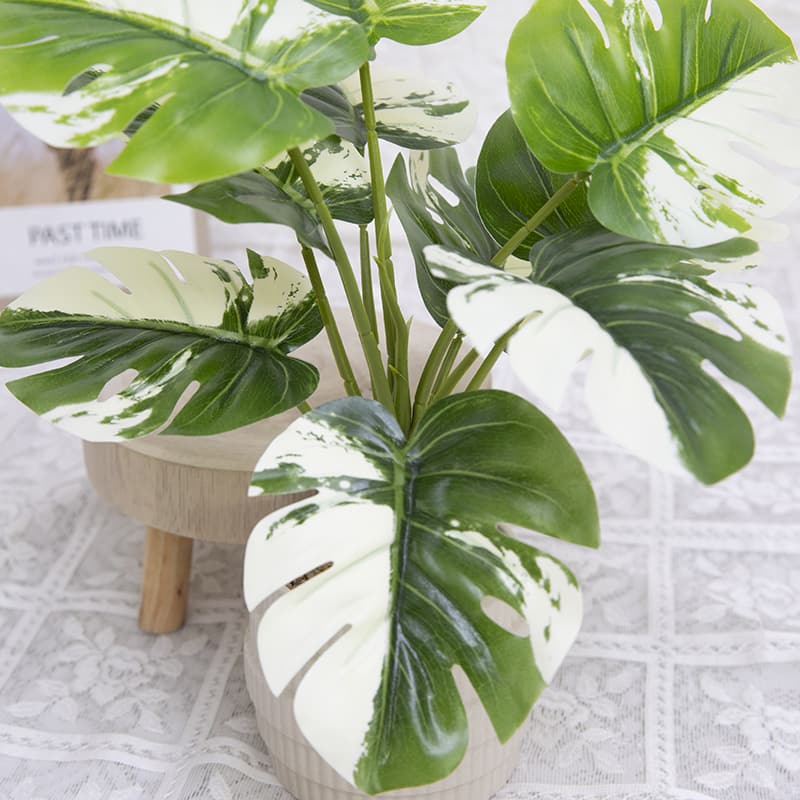 Palm Tree with 10 Leaves in Ceramic Pot